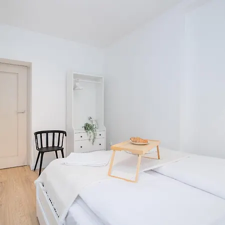 公寓 Shortstaypoland Dabrowszczakow