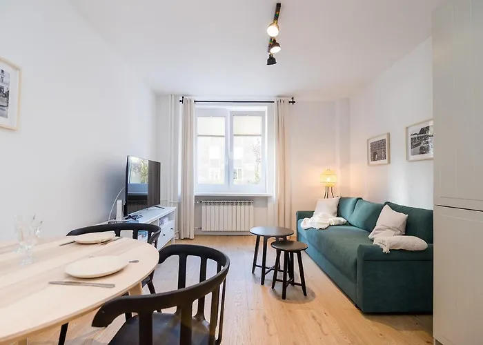 Shortstaypoland Dabrowszczakow Apartment *