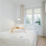 Shortstaypoland Dabrowszczakow Warszawa